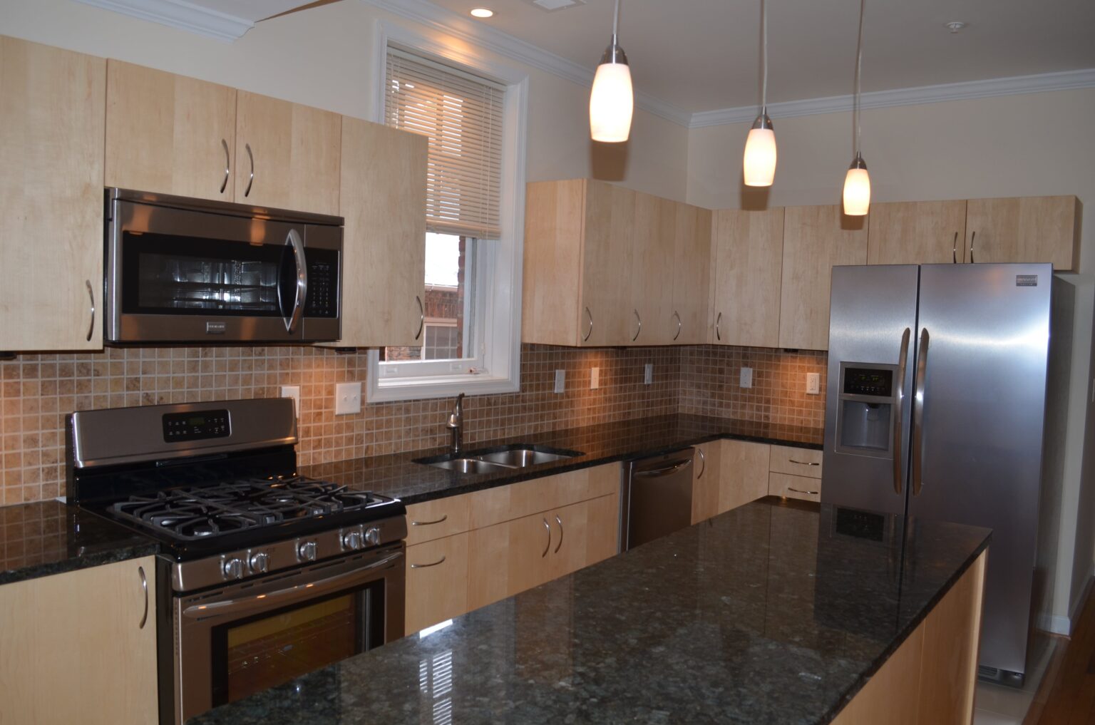 Patrick-Maxwell-Apartments-Finished-Photo-2-min-1536x1017